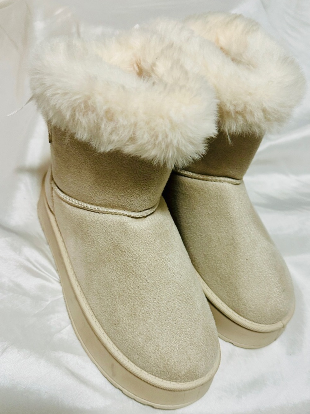 Plush Faux-Fur Cuff Winter Boots - Cream